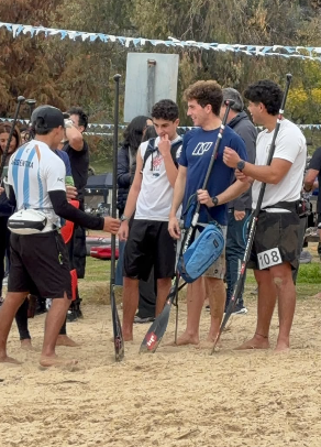 Corredores compartiendo antes de la largada